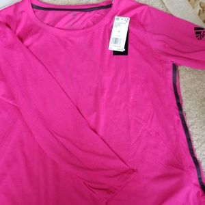 Adadas cotton workout top NWT